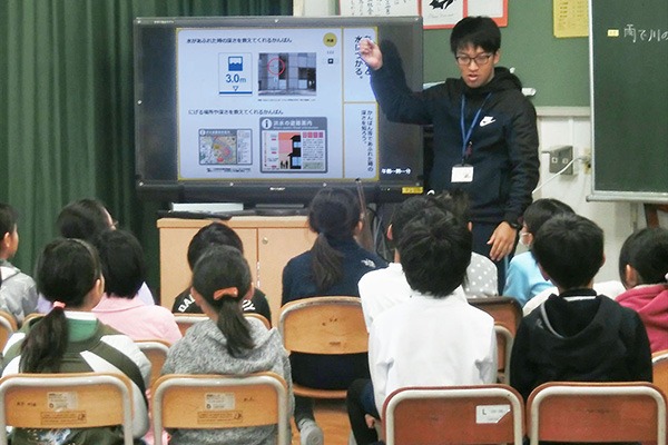 Động đất ở Nhật Bản: Khâm phục cách người Nhật bảo vệ những đứa trẻ khỏi thảm họa xảy ra "như cơm bữa"- Ảnh 4.