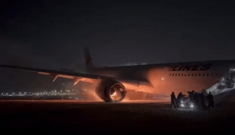 Chuyên gia chỉ ra "phép màu" cứu 379 người kịp thoát khỏi máy bay sau vụ va chạm chấn động ở Nhật Bản- Ảnh 3.