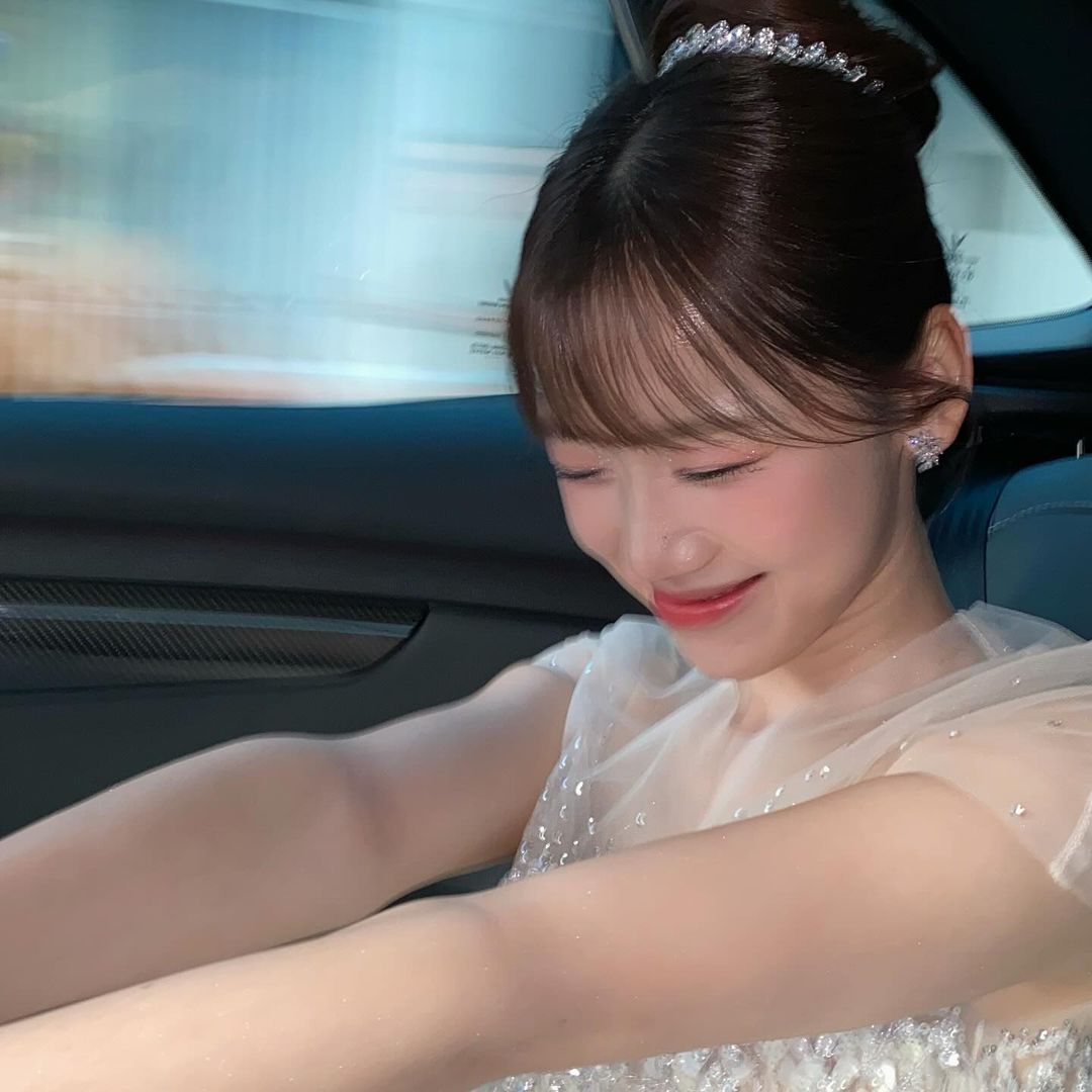 Mỹ nhân sinh năm 2000 liên tục xả ảnh trên thảm đỏ hot nhất đầu năm, netizen u mê: Chuẩn "xinh ngoan iu"- Ảnh 10.