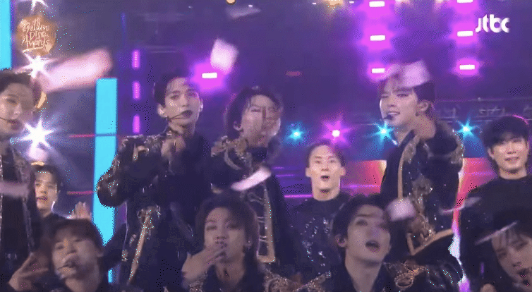 “Gà nhà” HYBE biến lễ trao giải thành concert riêng: Nhóm nam SM né tránh sự kiện có SEVENTEEN, nguyên cớ do đâu?- Ảnh 12.