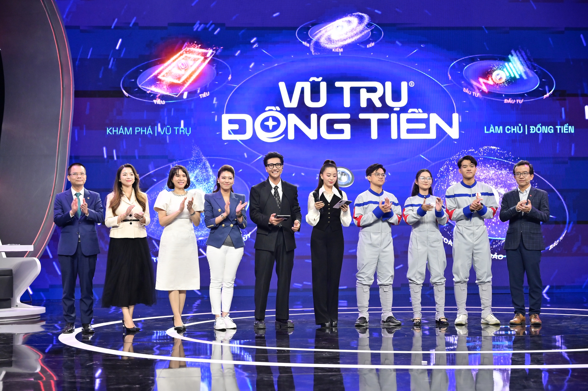 Sai lầm khi nghĩ rằng có nhiều tiền là có nhiều kinh nghiệm và kiến thức đầu tư- Ảnh 1.