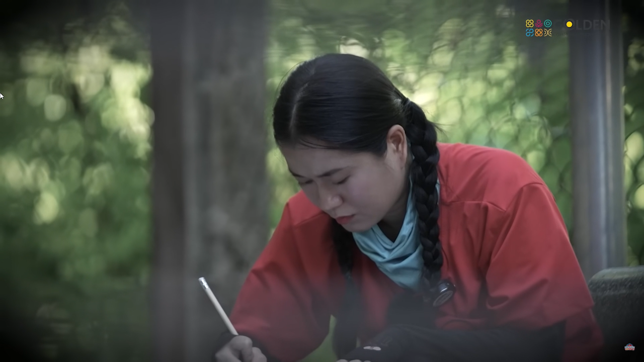 Lâm Vỹ Dạ bật khóc: "Mẹ xin lỗi vì không cho các con một cuộc sống bình thường"- Ảnh 3. Lâm Vỹ Dạ bật khóc: "Mẹ xin lỗi vì không cho các con một cuộc sống bình thường"- Ảnh 3.