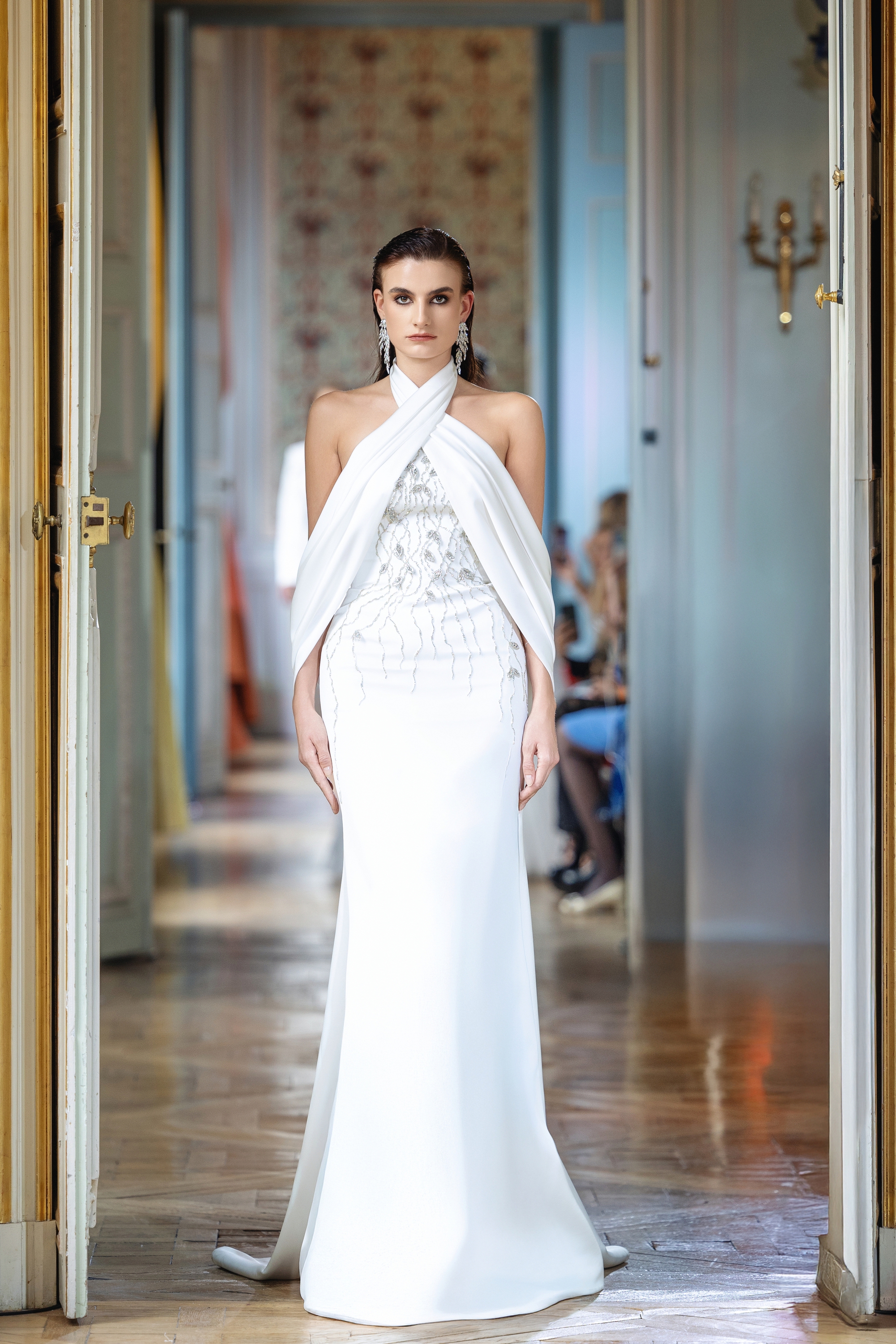 Tracy Couture được các tạp chí thời trang hàng đầu quốc tế vinh danh tại Paris Fashion Week- Ảnh 9.