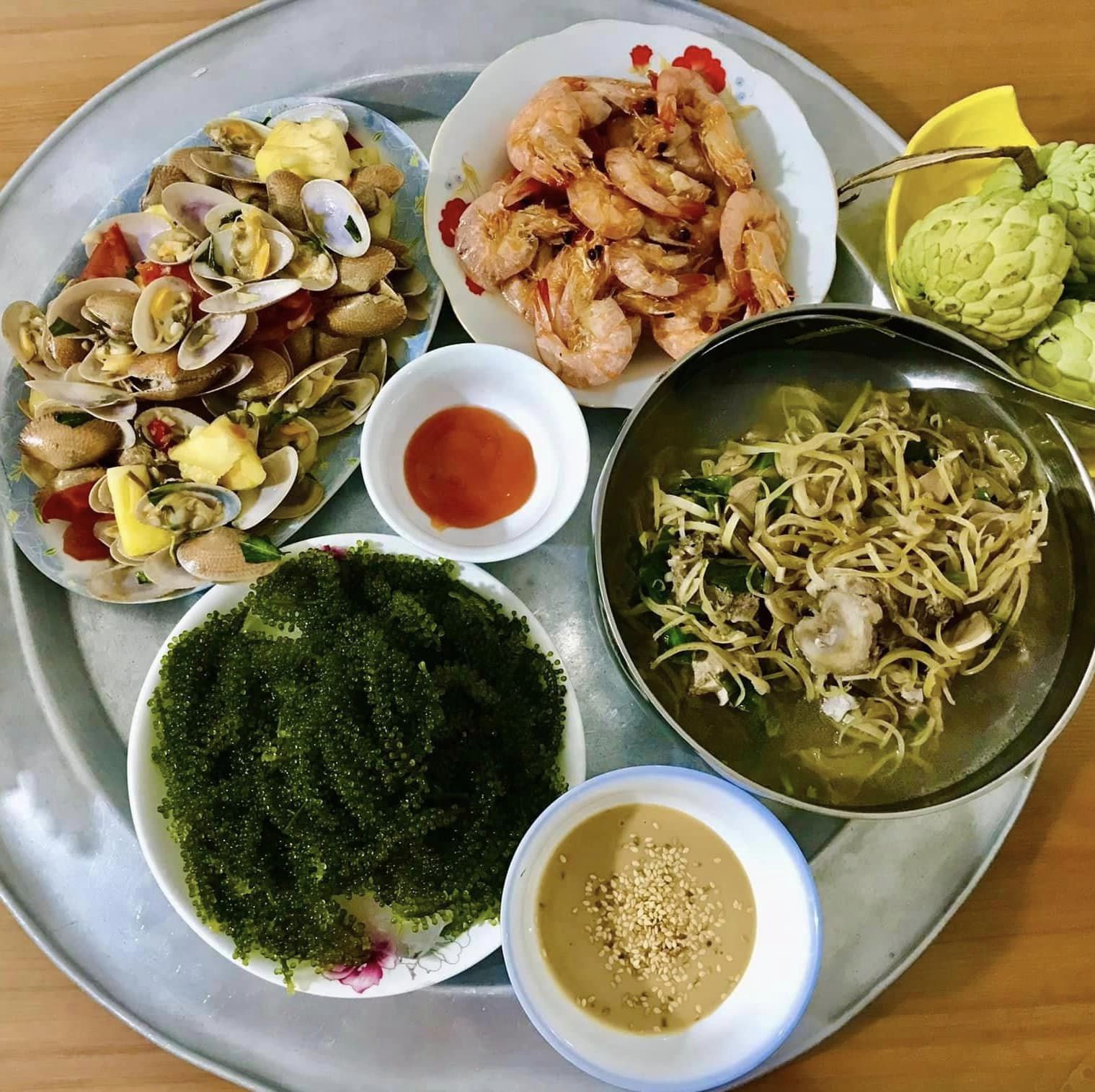 Mâm cơm quê giản dị của mẹ bầu tự nấu, bữa nào cũng đầy đặn nhưng ăn 1 kiểu giúp "vào con không vào mẹ"- Ảnh 12.