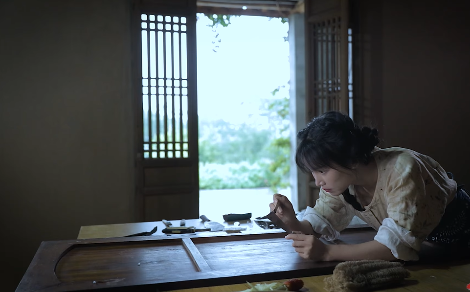 Lý Tử Thất trở lại: Chuyện "Tử khí đông lai" và triết lý chậm mà chắc- Ảnh 11. Lý Tử Thất trở lại: Chuyện "Tử khí đông lai" và triết lý chậm mà chắc- Ảnh 11.