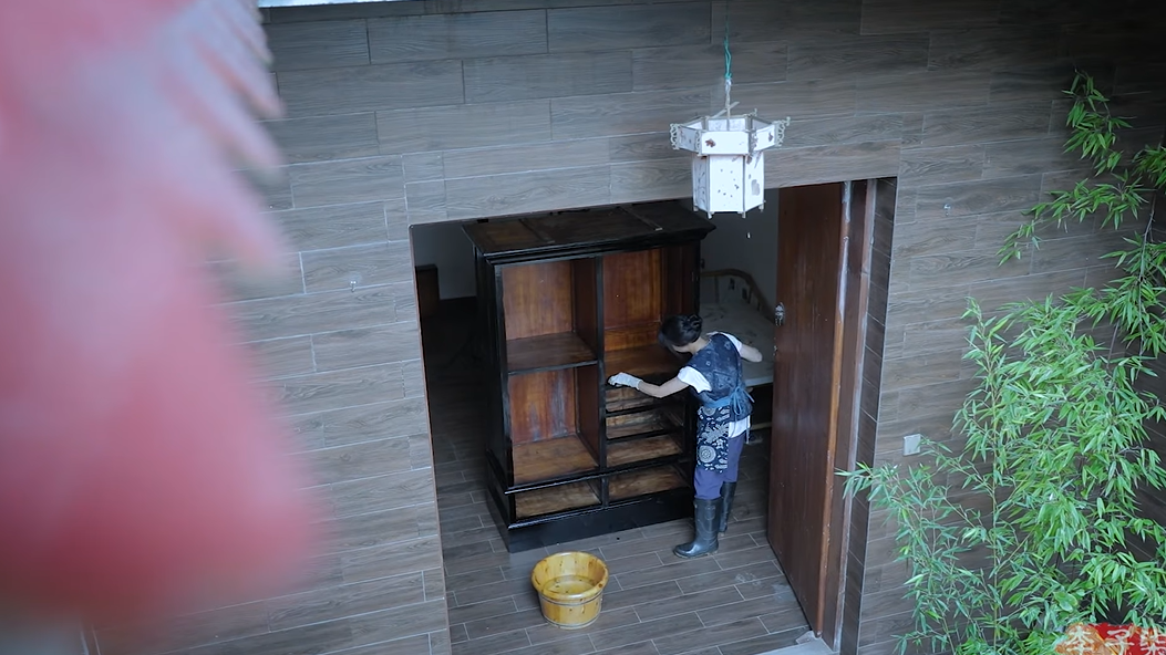 Lý Tử Thất trở lại: Chuyện "Tử khí đông lai" và triết lý chậm mà chắc- Ảnh 15. Lý Tử Thất trở lại: Chuyện "Tử khí đông lai" và triết lý chậm mà chắc- Ảnh 15.