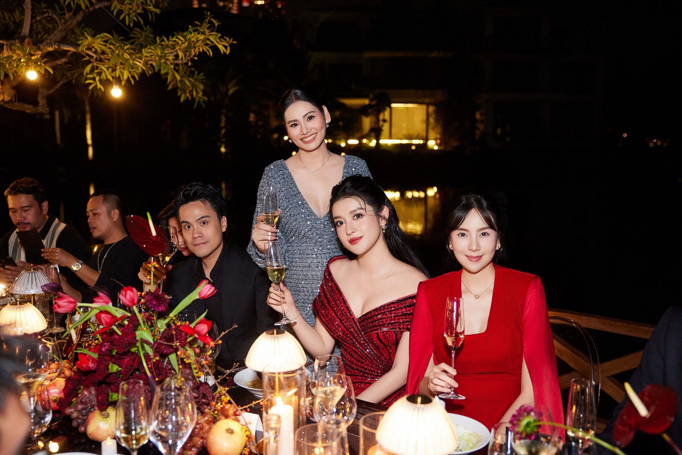 Huyền My - Mai Ngọc chung vui cùng doanh nhân Hà Bùi- Ảnh 6.