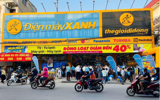 Thế Giới Di Động và Điện máy Xanh nhắn tin tặng quà tri ân khách VIP cuối năm- Ảnh 1.