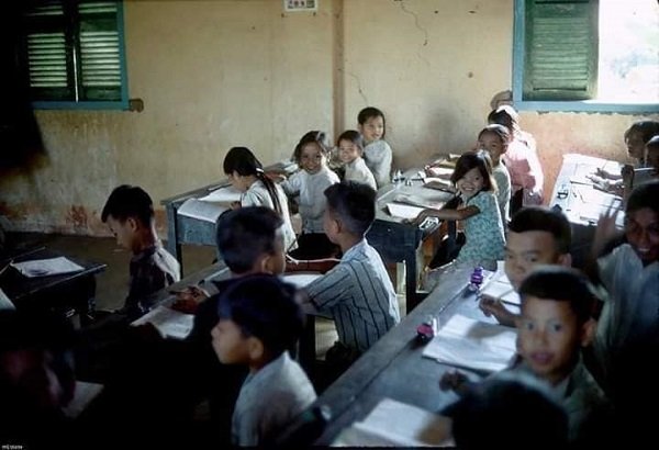Xưa rồi cái thời trường công xập xệ, giờ từ Bắc vào Nam, nhiều trường công đẹp lung linh, hoành tráng chẳng kém trường tư!- Ảnh 1. Xưa rồi cái thời trường công xập xệ, giờ từ Bắc vào Nam, nhiều trường công đẹp lung linh, hoành tráng chẳng kém trường tư!- Ảnh 1.