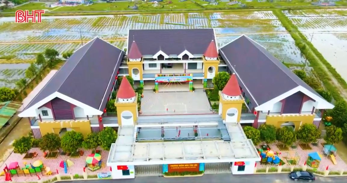 Xưa rồi cái thời trường công xập xệ, giờ từ Bắc vào Nam, nhiều trường công đẹp lung linh, hoành tráng chẳng kém trường tư!- Ảnh 11. Xưa rồi cái thời trường công xập xệ, giờ từ Bắc vào Nam, nhiều trường công đẹp lung linh, hoành tráng chẳng kém trường tư!- Ảnh 11.