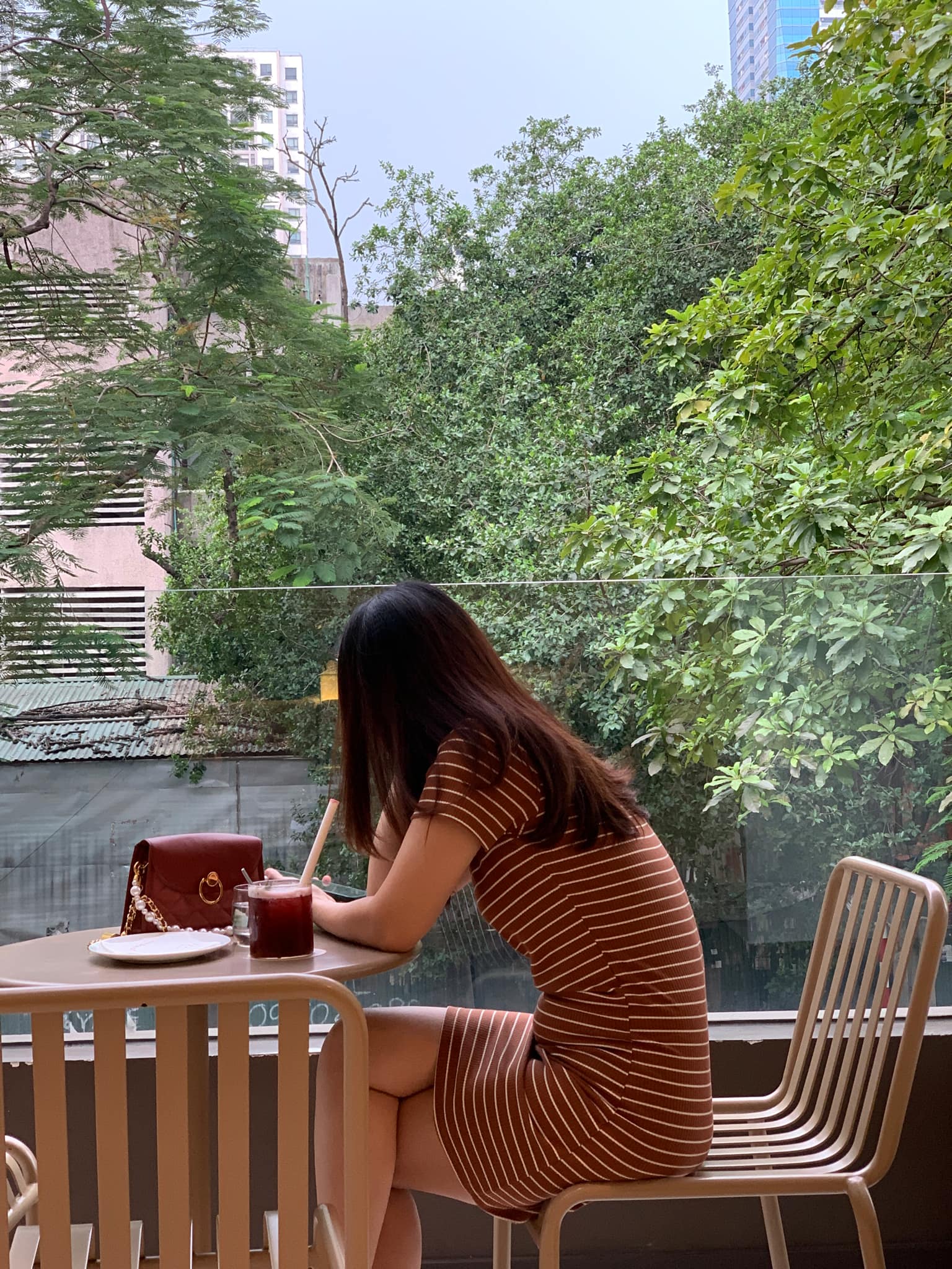 Đi làm đẹp gặp chiêu trò này của spa, thẩm mỹ viện, chị em thấy "thêm bực mình, chỉ muốn bỏ của chạy lấy người"- Ảnh 2.