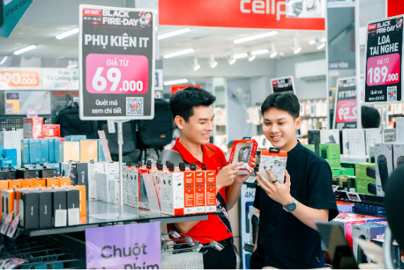 CellphoneS tung sale bỏng tay - chốt mua ngay, giảm tận 50%++ dịp Black FireDay- Ảnh 2. CellphoneS tung sale bỏng tay - chốt mua ngay, giảm tận 50%++ dịp Black FireDay- Ảnh 2.