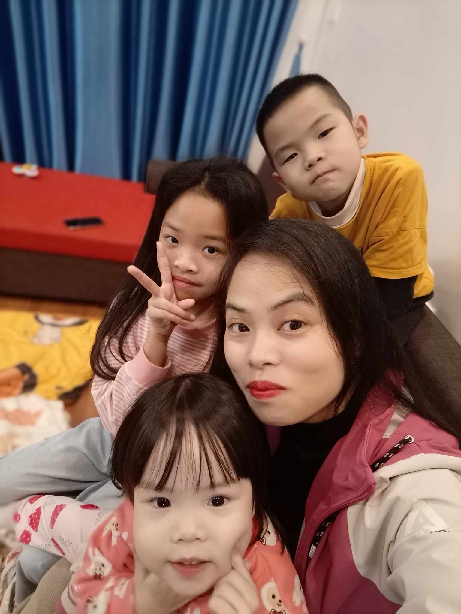 Đỉnh cao "não cá vàng": 21h20 đêm mẹ bỉm phát hiện quên con trai đi học chưa về, cô giáo phải chở về tận nhà- Ảnh 2. Đỉnh cao "não cá vàng": 21h20 đêm mẹ bỉm phát hiện quên con trai đi học chưa về, cô giáo phải chở về tận nhà- Ảnh 2.