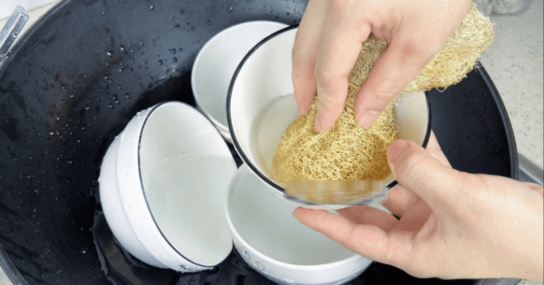 1 người rửa bát cả nhà mắc bệnh chỉ vì 5 thói quen "độc hại" không chịu thay đổi- Ảnh 5.