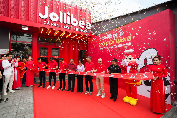 Jollibee chính thức khai trương cửa hàng thứ 200, đánh dấu hành trình 2 thập kỷ phát triển- Ảnh 4.