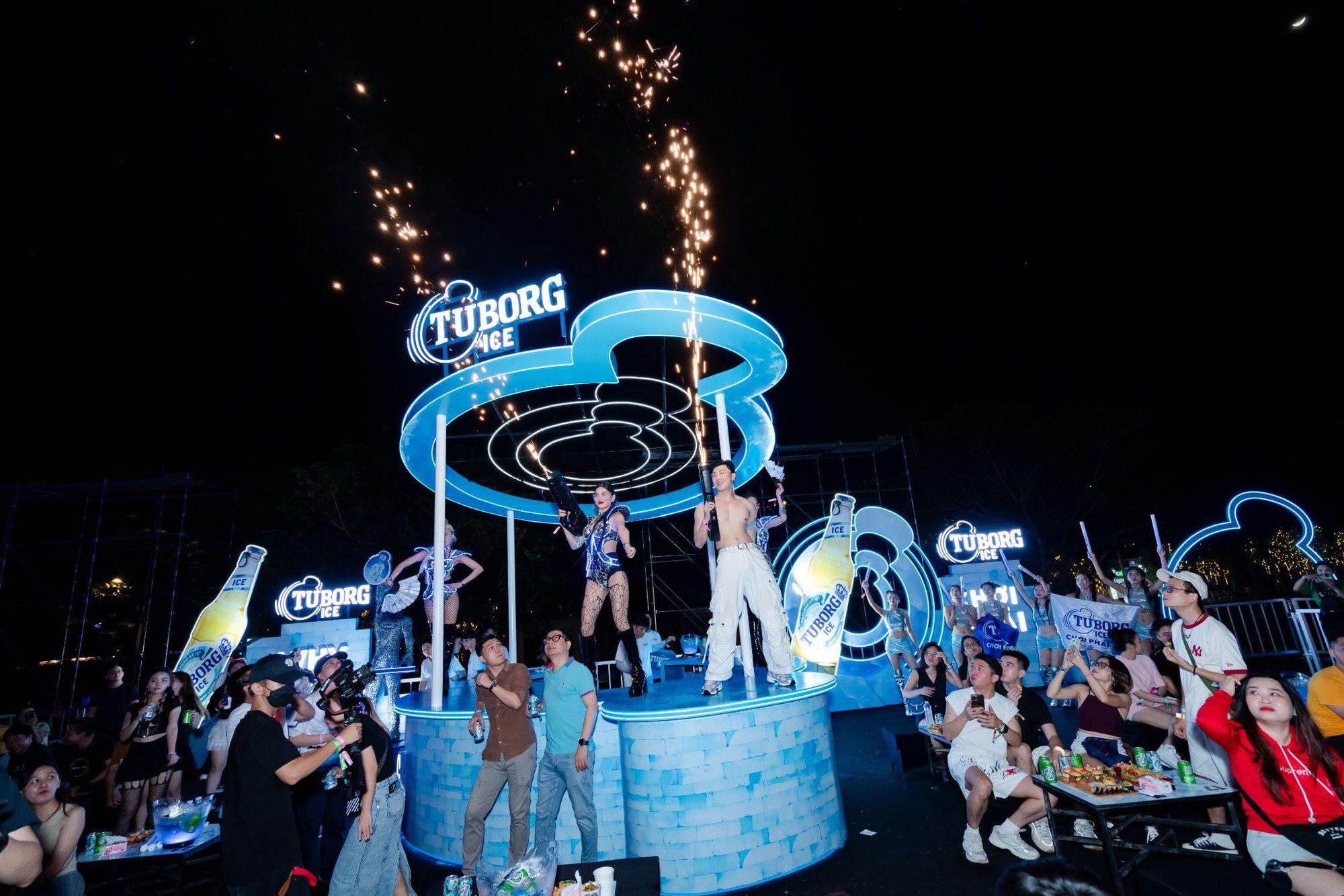 Tuborg cùng hơn 10.000 ravers TP.HCM thổi bùng tinh thần “chơi phải tới” tại Ravolution Music Festival 2024- Ảnh 15.