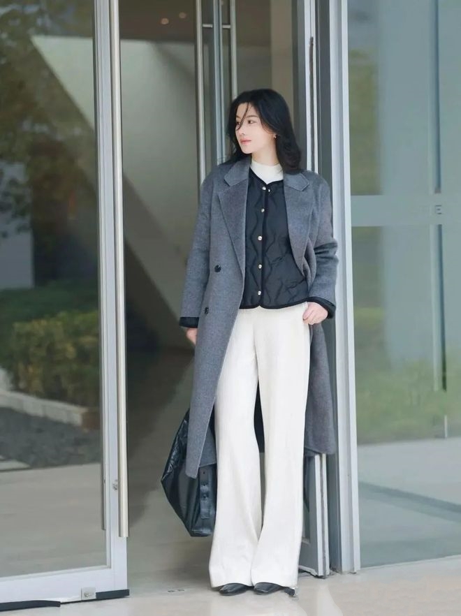 4 gam màu áo khoác dẫn đầu xu hướng thời trang thu đông nên mua- Ảnh 2. 4 gam màu áo khoác dẫn đầu xu hướng thời trang thu đông nên mua- Ảnh 2.