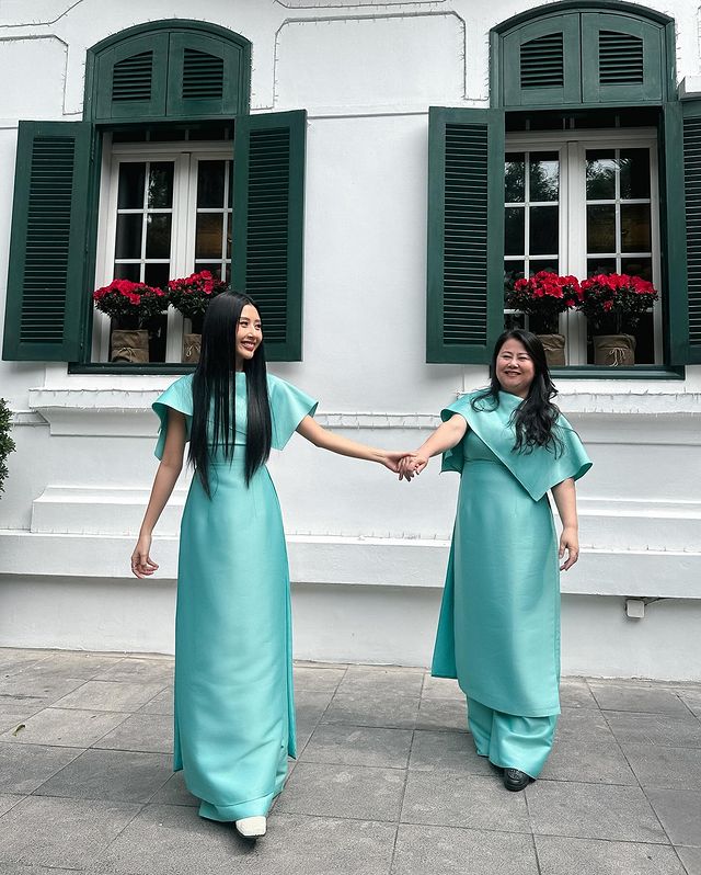 Quỳnh Anh Shyn tung ảnh Tết "một màu" truyền thống: Thần thái sang chảnh, so ảnh 7 năm trước ai cũng khác- Ảnh 4.