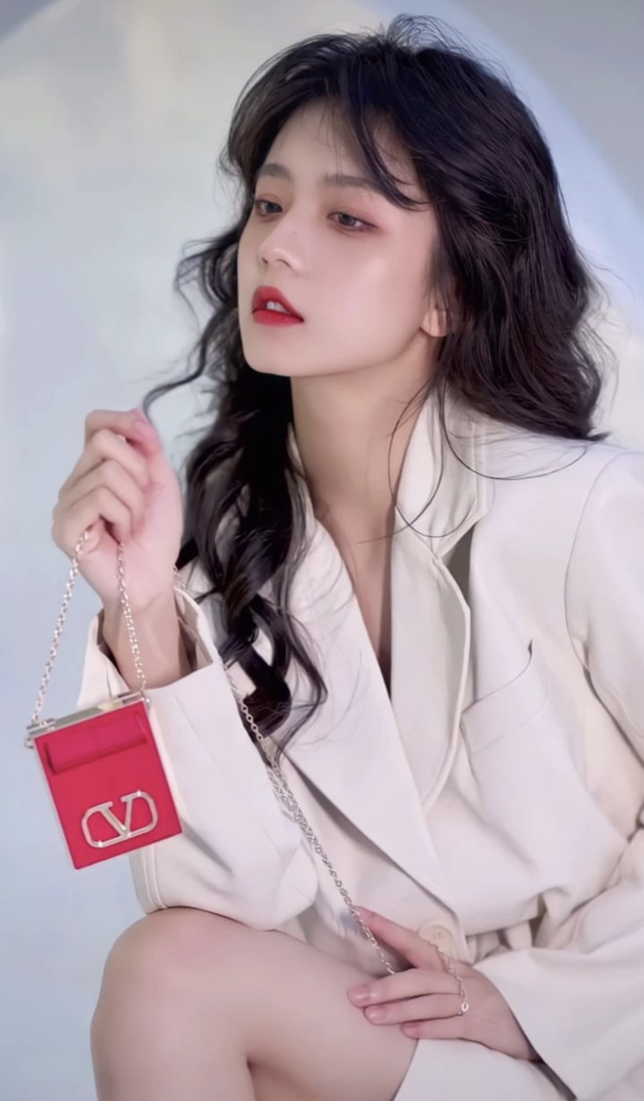 Chỉ nhờ khoảnh khắc giống Jisoo, hot girl xứ Trung bỗng "đổi đời" sau 3 năm- Ảnh 5.