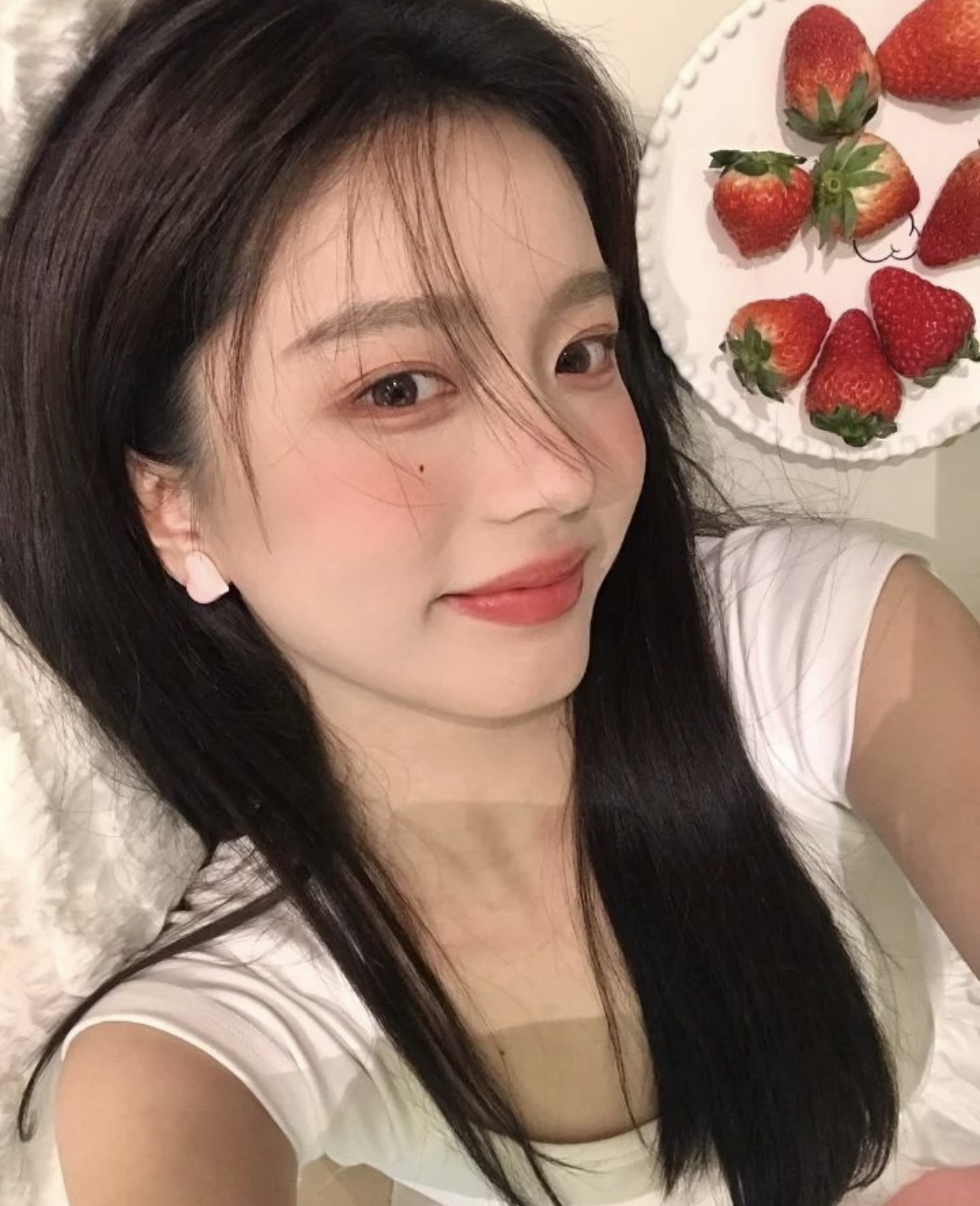 Chỉ nhờ khoảnh khắc giống Jisoo, hot girl xứ Trung bỗng "đổi đời" sau 3 năm- Ảnh 12.