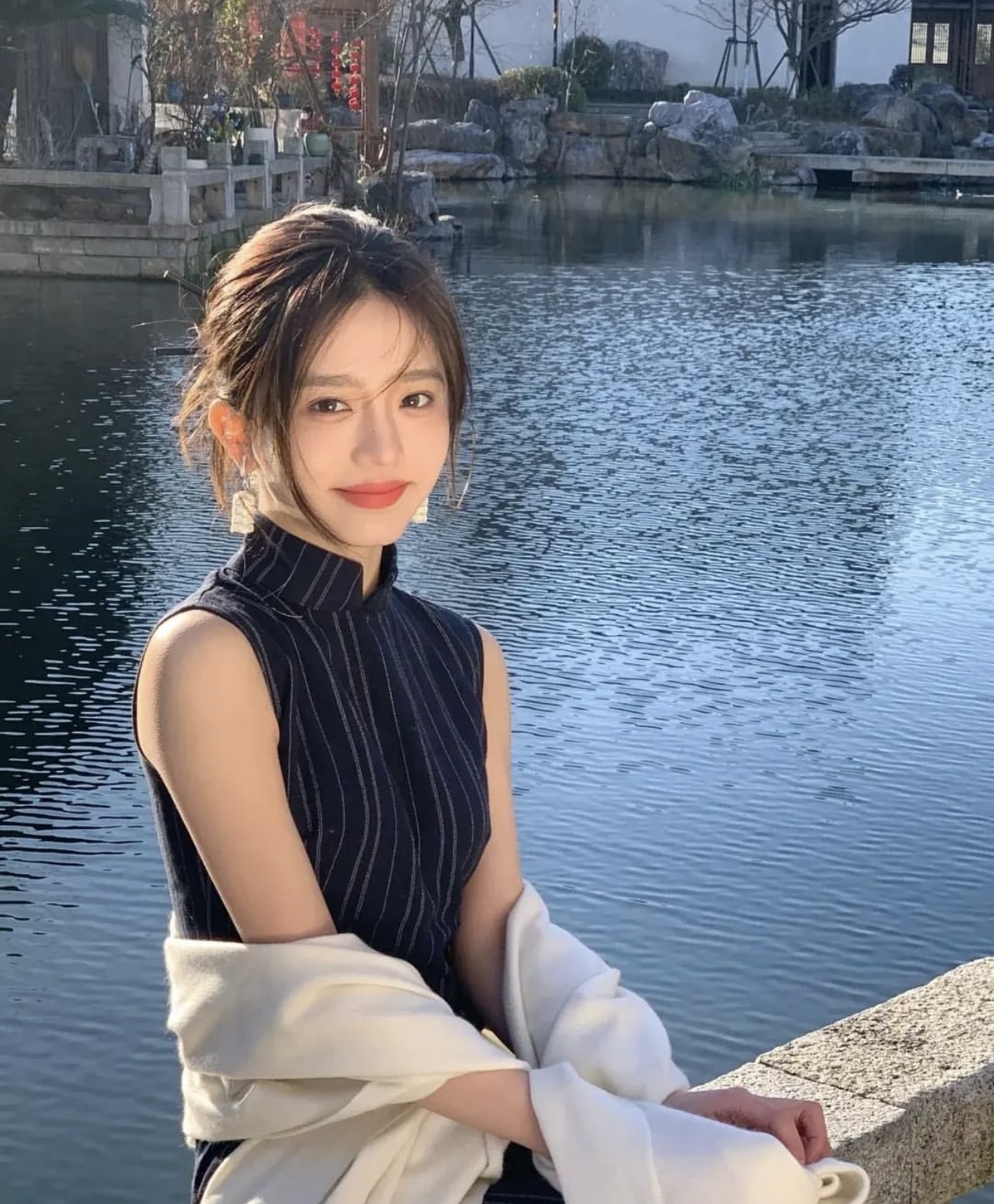 Chỉ nhờ khoảnh khắc giống Jisoo, hot girl xứ Trung bỗng "đổi đời" sau 3 năm- Ảnh 10.