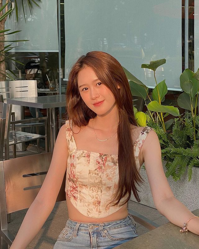 "Diễm mát-xa" trong Mai của Trấn Thành hút hơn 2 triệu views với điệu chào dễ thương, hoá ra lại là người quen cũ- Ảnh 7.