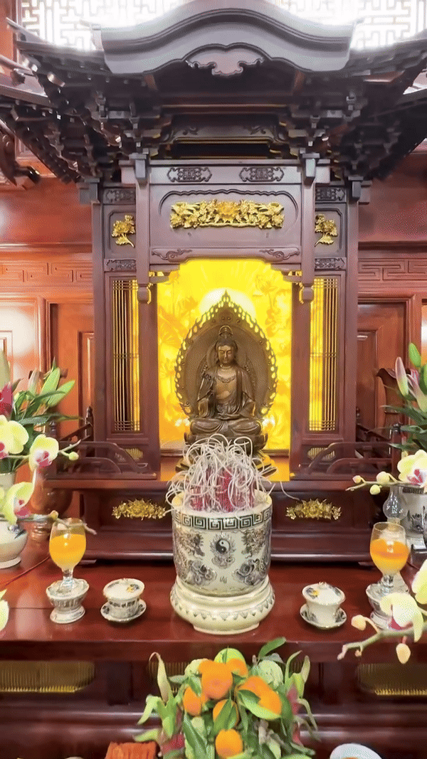 Ngày Thần Tài của ''sếp'' Mailisa: Thành tâm dâng lễ cầu may, tiết lộ lý do không bao giờ mua vàng dịp này- Ảnh 5.