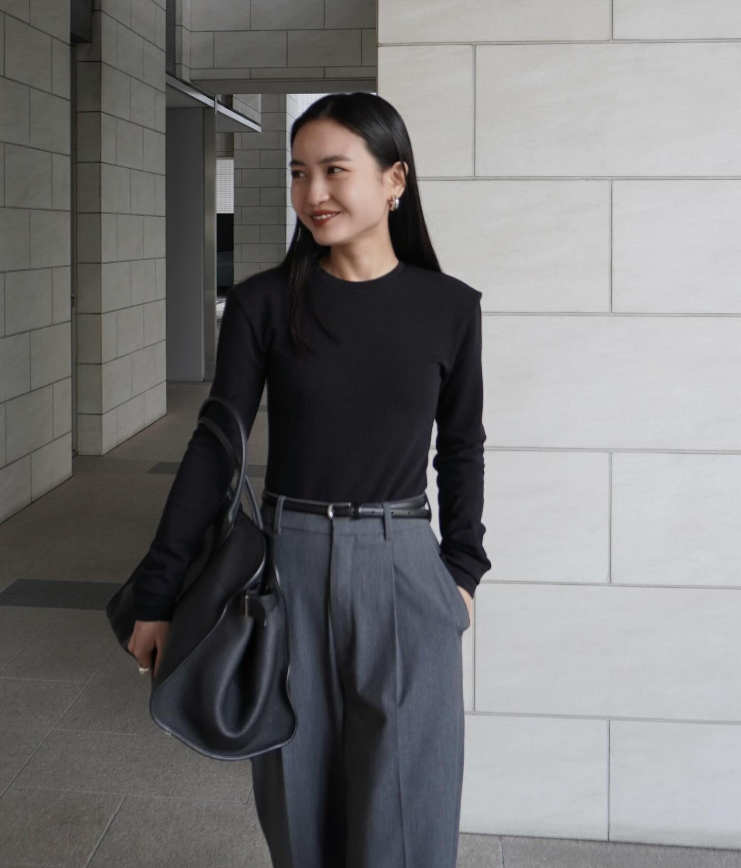 Không hứng khởi, không bất ngờ - The Row đặt lại định nghĩa cho thời trang xa xỉ- Ảnh 14. Không hứng khởi, không bất ngờ - The Row đặt lại định nghĩa cho thời trang xa xỉ- Ảnh 14.