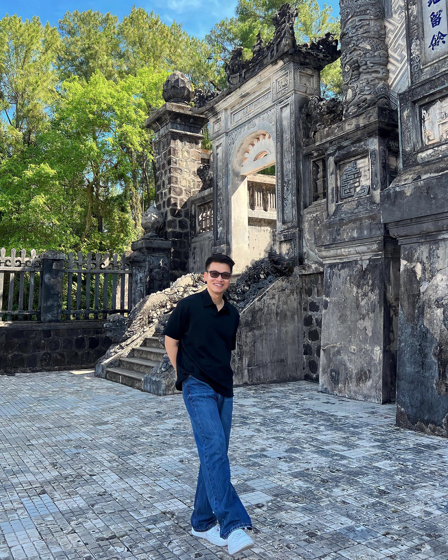 Ninh Dương Story ăn ý từ cách lên đồ: Không cần mặc y hệt vẫn đủ để chứng minh "chúng mình là 1 đôi"- Ảnh 12. Ninh Dương Story ăn ý từ cách lên đồ: Không cần mặc y hệt vẫn đủ để chứng minh "chúng mình là 1 đôi"- Ảnh 12.