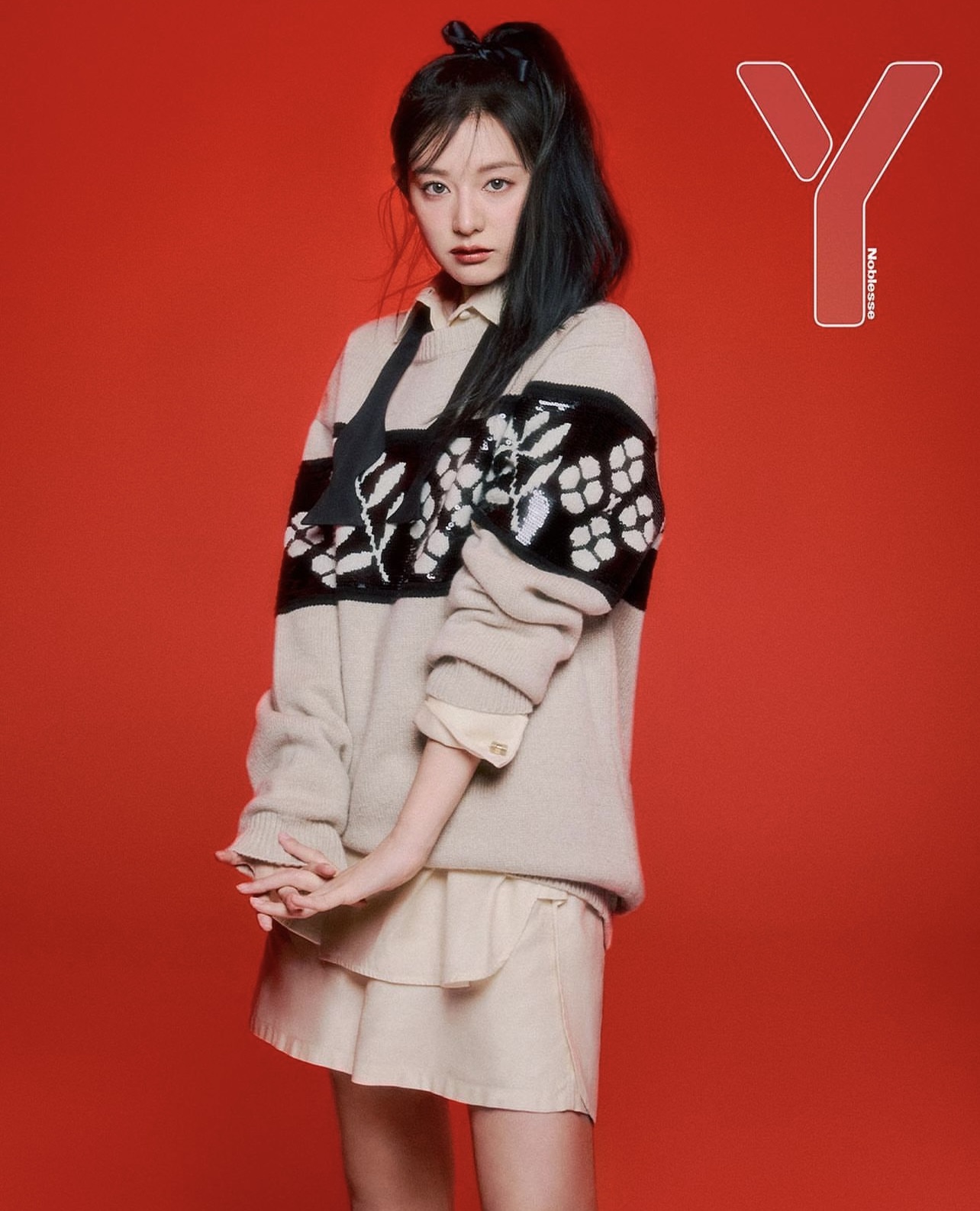 Không những hợp làm chaebol mà Kim Ji Won còn có vibe idol xinh yêu, bảo sao dân tình cứ mãi u mê- Ảnh 6.