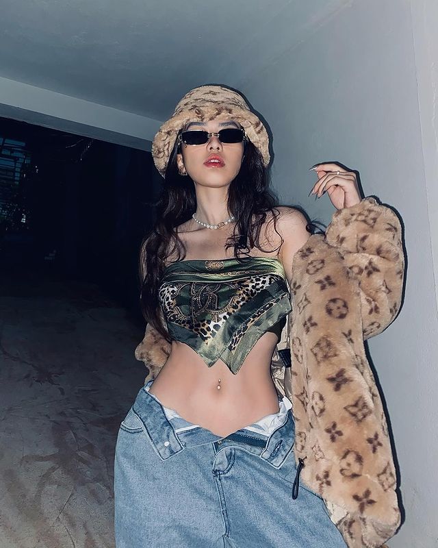 "Tình một đêm" của Tuấn Trần phim Mai sở hữu body quá chiến, Trấn Thành chấm thì chỉ có chuẩn!- Ảnh 9. "Tình một đêm" của Tuấn Trần phim Mai sở hữu body quá chiến, Trấn Thành chấm thì chỉ có chuẩn!- Ảnh 9.