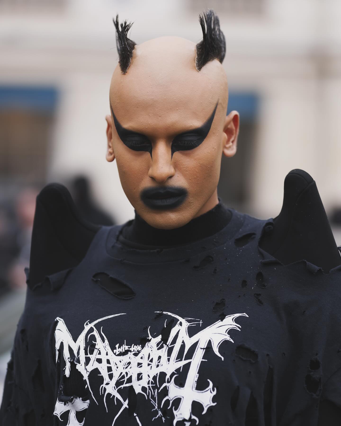 Call Me Duy "chơi lớn": Gắn tai giả hoá thành goblin đi dự show diễn của Rick Owens- Ảnh 14. Call Me Duy "chơi lớn": Gắn tai giả hoá thành goblin đi dự show diễn của Rick Owens- Ảnh 14.
