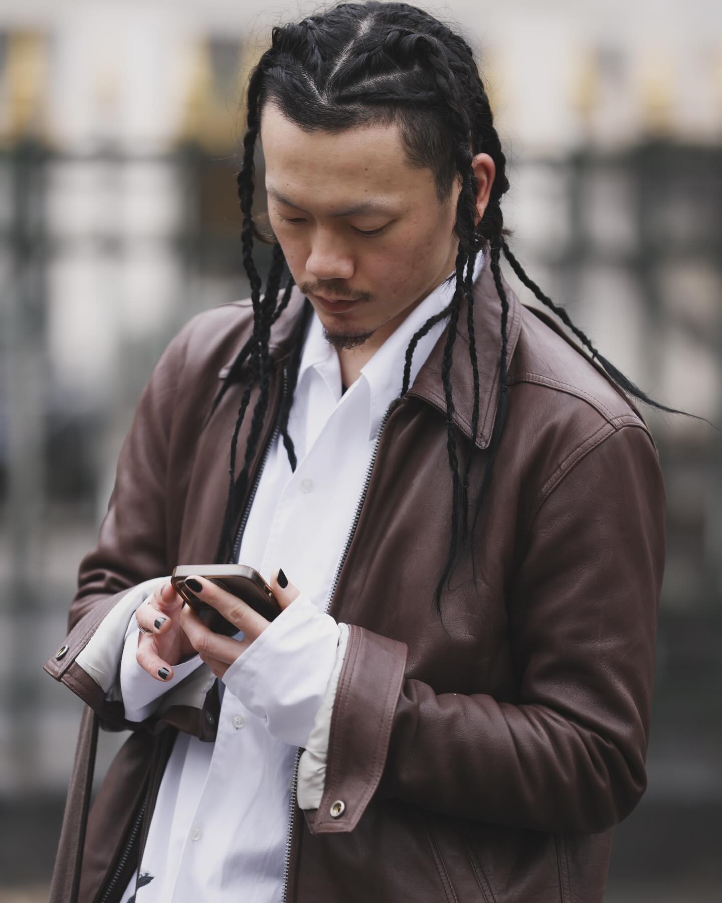 Call Me Duy "chơi lớn": Gắn tai giả hoá thành goblin đi dự show diễn của Rick Owens- Ảnh 16. Call Me Duy "chơi lớn": Gắn tai giả hoá thành goblin đi dự show diễn của Rick Owens- Ảnh 16.