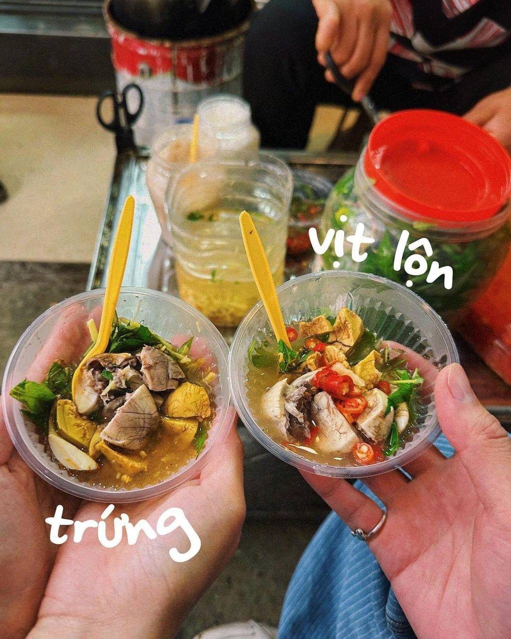 Ẩm thực Hà Khẩu khiến du khách Việt “nghiện toàn tập”: tên thì nghe rồi nhưng mẹo ăn ngon chưa chắc bạn đã biết đâu- Ảnh 31. Ẩm thực Hà Khẩu khiến du khách Việt “nghiện toàn tập”: tên thì nghe rồi nhưng mẹo ăn ngon chưa chắc bạn đã biết đâu- Ảnh 31.