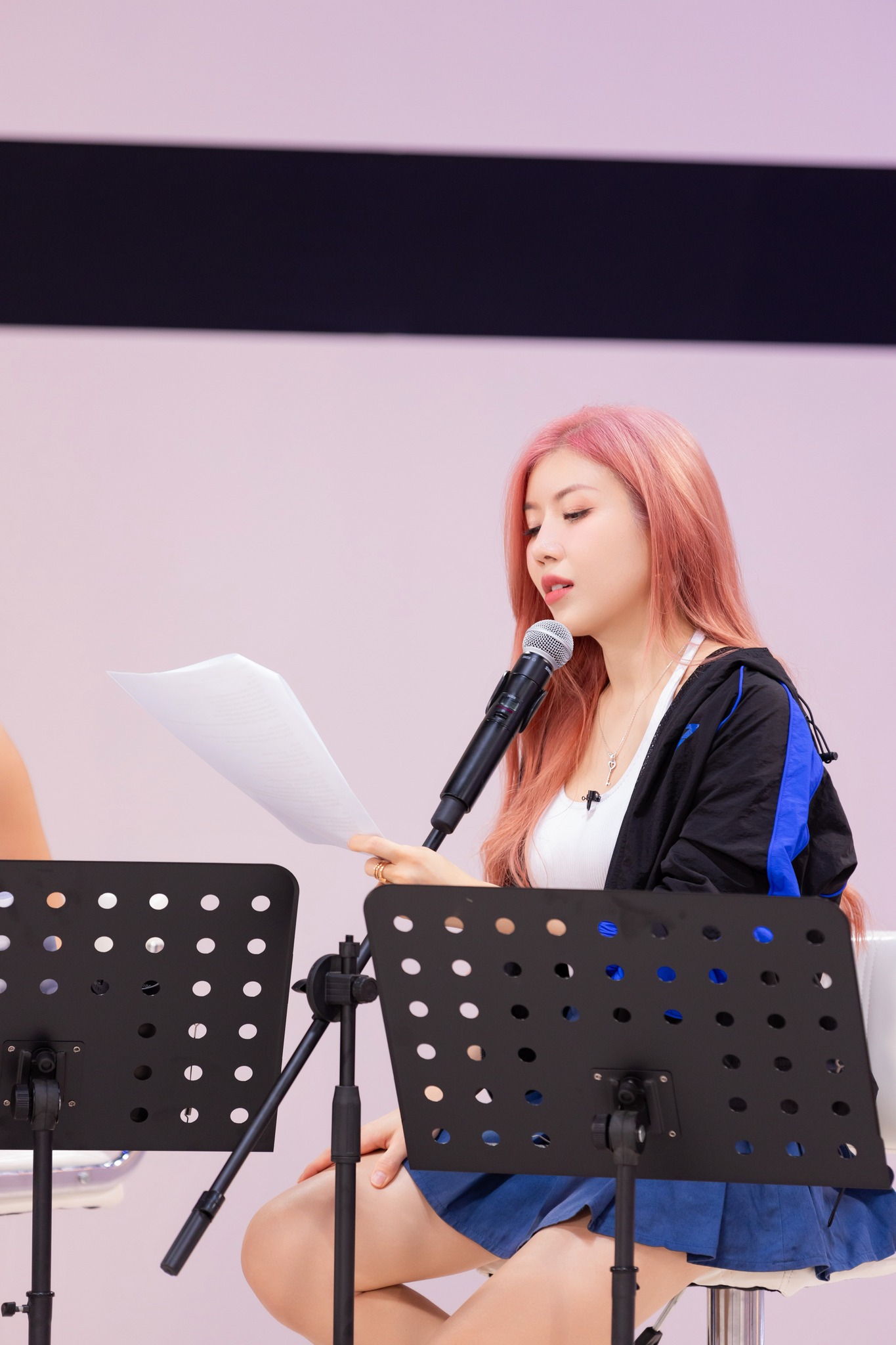 Trang Pháp: Tái xuất showbiz quá đỉnh, nhưng vướng nghi vấn chèn ép đồng nghiệp?- Ảnh 5.