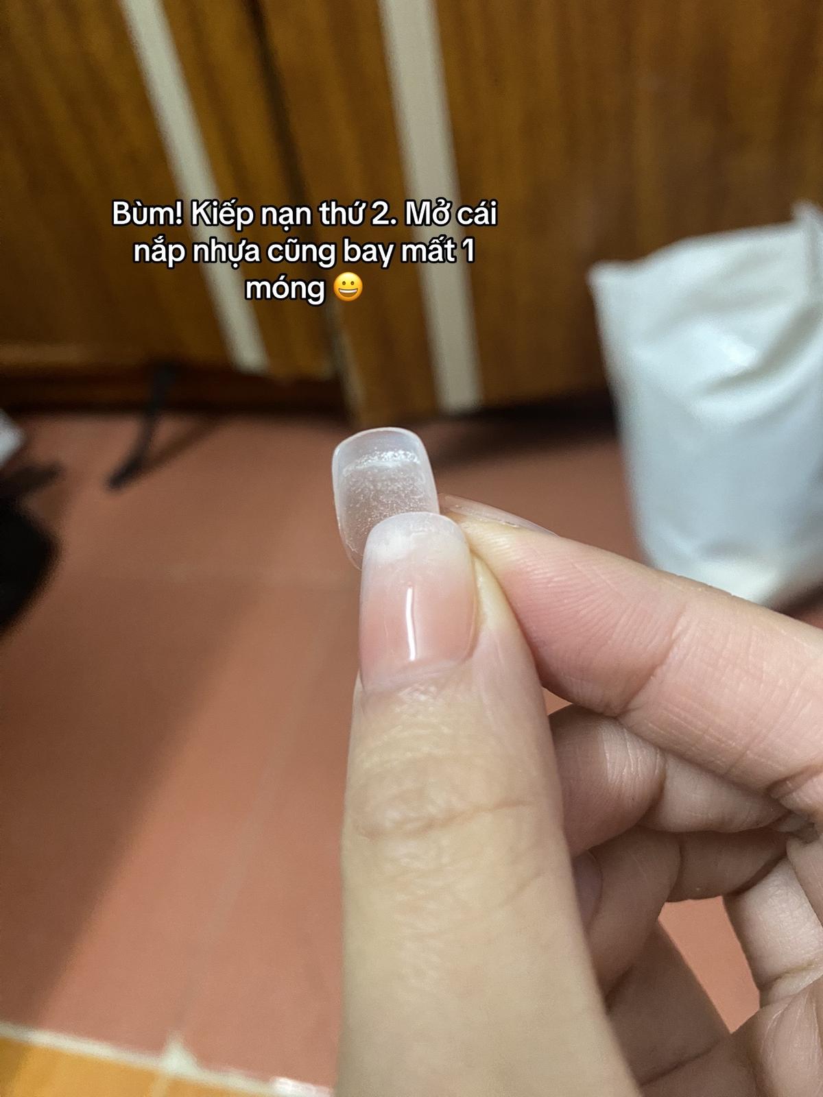 Làm móng ăn Tết mà gặp đúng tiệm nail không có tâm, cô gái ngậm ngùi tự hóa giải “kiếp nạn'' bằng cách này- Ảnh 7.