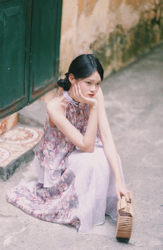 4 kiểu tóc búi xinh, gọn lại không già, diện cùng áo dài, áo yếm ngày Tết là đẹp khỏi bàn- Ảnh 5.