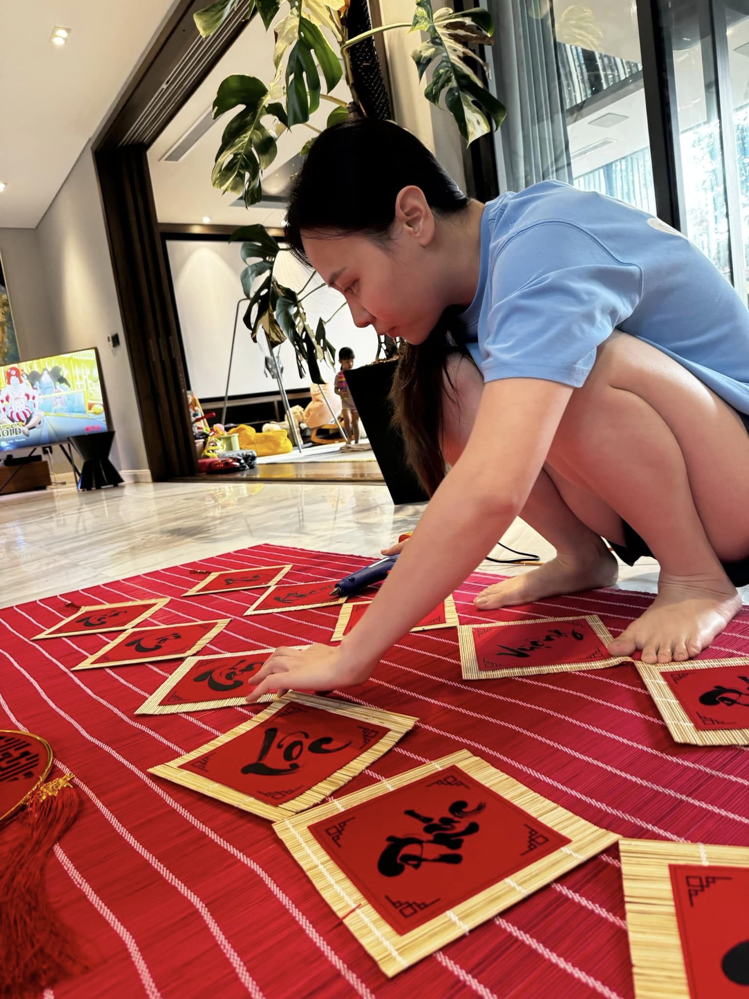 Siêu biệt thự của Cường Đô La ngày 30 Tết: Gia chủ tự tay ''thắp sáng'' bằng đèn lồng, rực rỡ nhất nhì quận 7- Ảnh 9. Siêu biệt thự của Cường Đô La ngày 30 Tết: Gia chủ tự tay ''thắp sáng'' bằng đèn lồng, rực rỡ nhất nhì quận 7- Ảnh 9.
