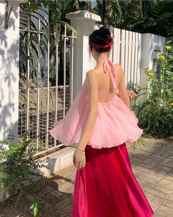 4 kiểu tóc búi xinh, gọn lại không già, diện cùng áo dài, áo yếm ngày Tết là đẹp khỏi bàn- Ảnh 2.