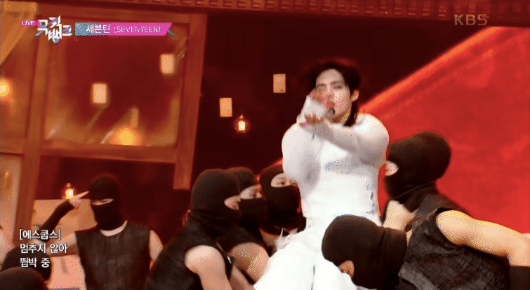 Chấn thương nặng đến mức được miễn nhập ngũ, nam idol khiến fan xót xa: Thế là không nhảy được nữa?- Ảnh 5.