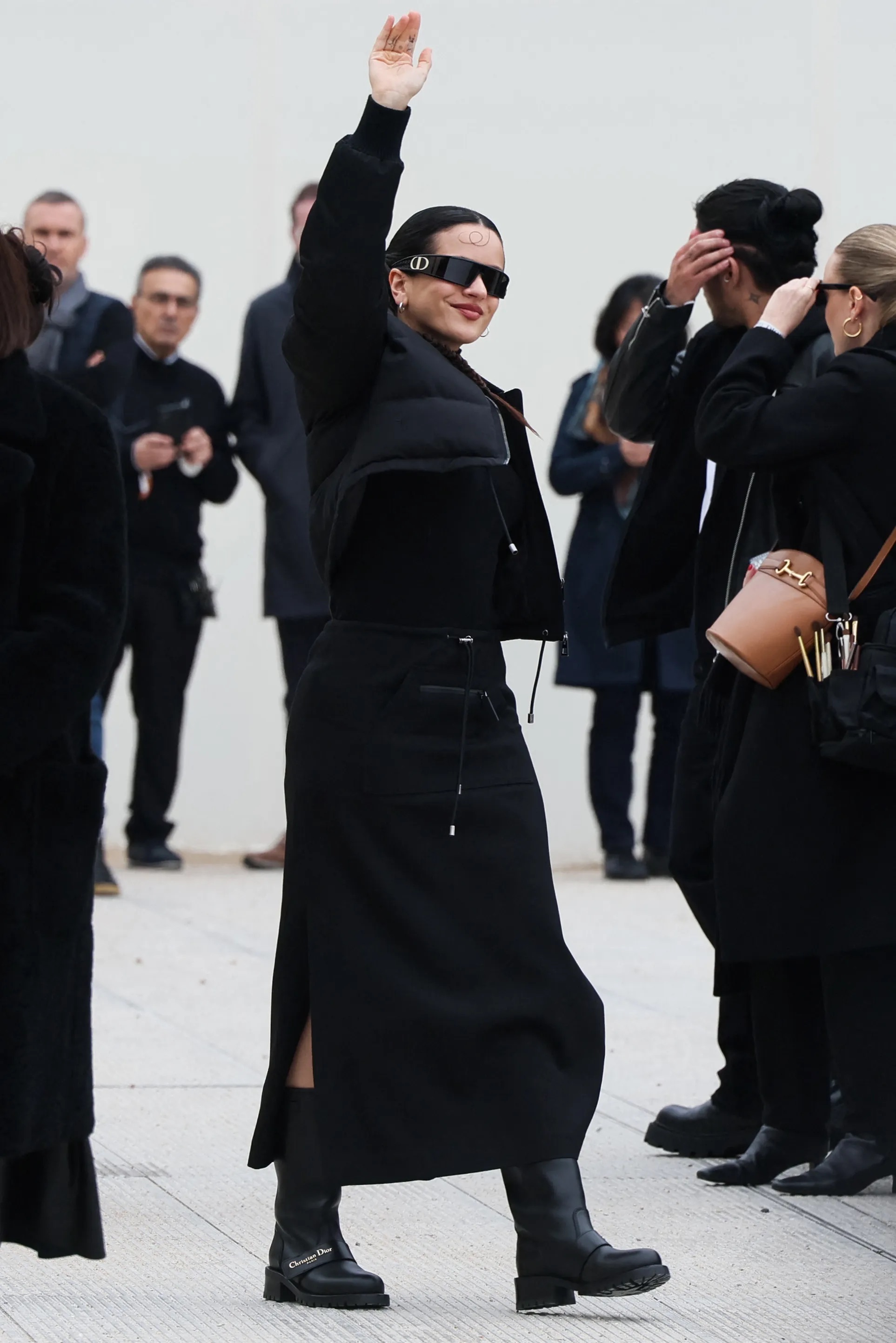 Paris Fashion Week còn chưa hết, Rosé vẫn được Vogue vinh danh là một trong những sao mặc ấn tượng nhất- Ảnh 10.