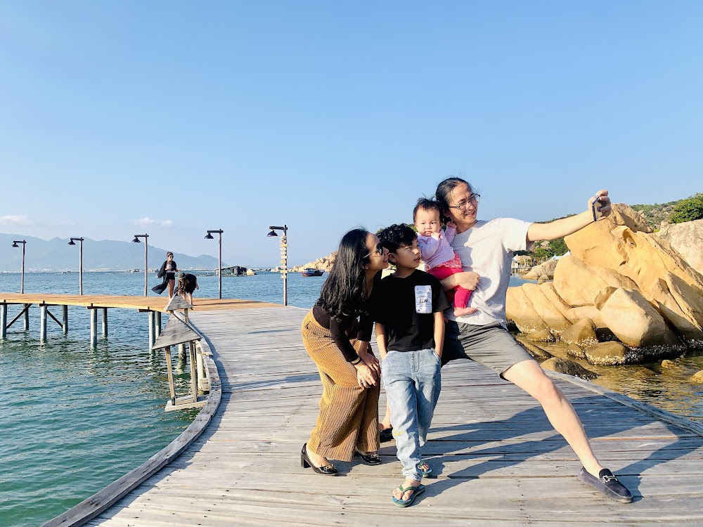 Hai vợ chồng lái xe đưa các con đi khắp 4 châu lục, chia sẻ bí kíp "nuôi dạy con dễ dàng''- Ảnh 4.