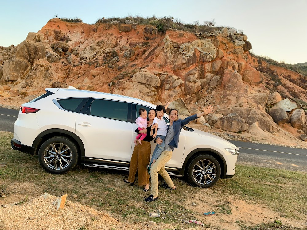 Hai vợ chồng lái xe đưa các con đi khắp 4 châu lục, chia sẻ bí kíp "nuôi dạy con dễ dàng''- Ảnh 2.