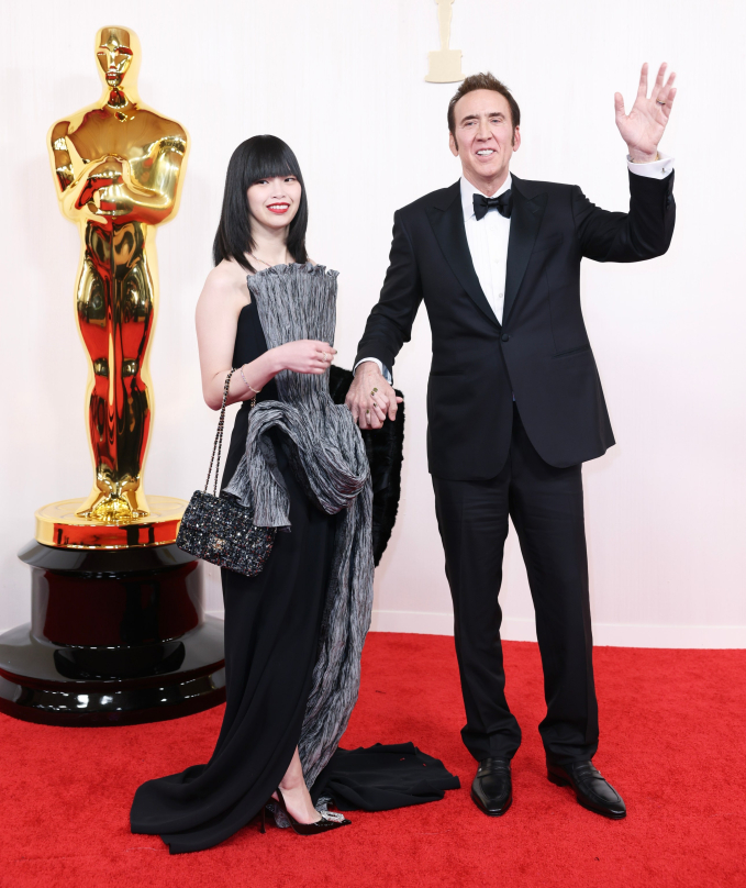 Thảm đỏ Oscar 2024: Jennifer Lawrence, &quot;bạn gái Người Nhện&quot; Zendaya cùng dàn mỹ nhân Hollywood đình đám đọ dáng cực gắt - Ảnh 12.