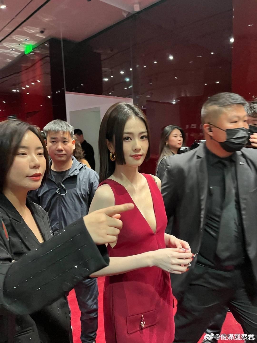 Bạch Lộc mất điểm trước ống kính cam thường, Nghê Ni - Vương Sở Nhiên cực slay tại event Gucci- Ảnh 9.