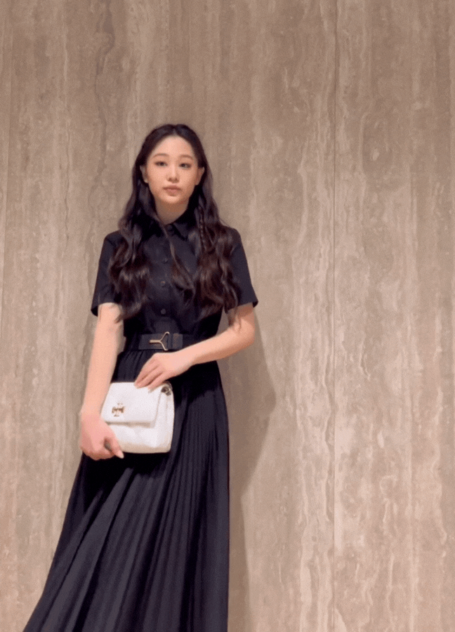 Tiểu thư tài phiệt đến từ tập đoàn Daelim: Visual nét căng, style như "sách mẫu" cho nàng mặc điệu- Ảnh 7. Tiểu thư tài phiệt đến từ tập đoàn Daelim: Visual nét căng, style như "sách mẫu" cho nàng mặc điệu- Ảnh 7.