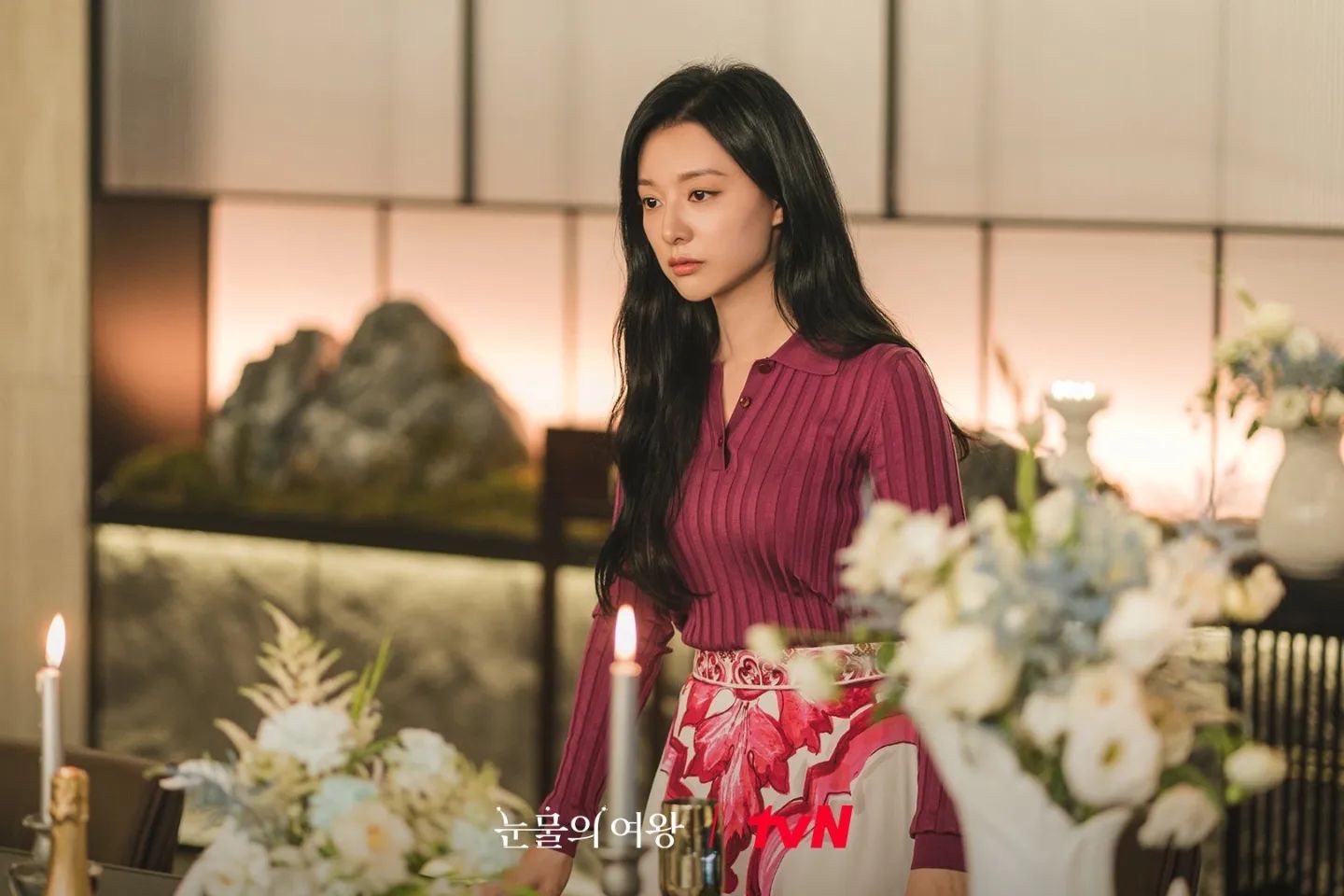 "Nguyên mẫu” của Kim Ji Won trong phim là đại công chúa Samsung: Style lẫn thần thái đều “khớp lệnh”?- Ảnh 19. "Nguyên mẫu” của Kim Ji Won trong phim là đại công chúa Samsung: Style lẫn thần thái đều “khớp lệnh”?- Ảnh 19.
