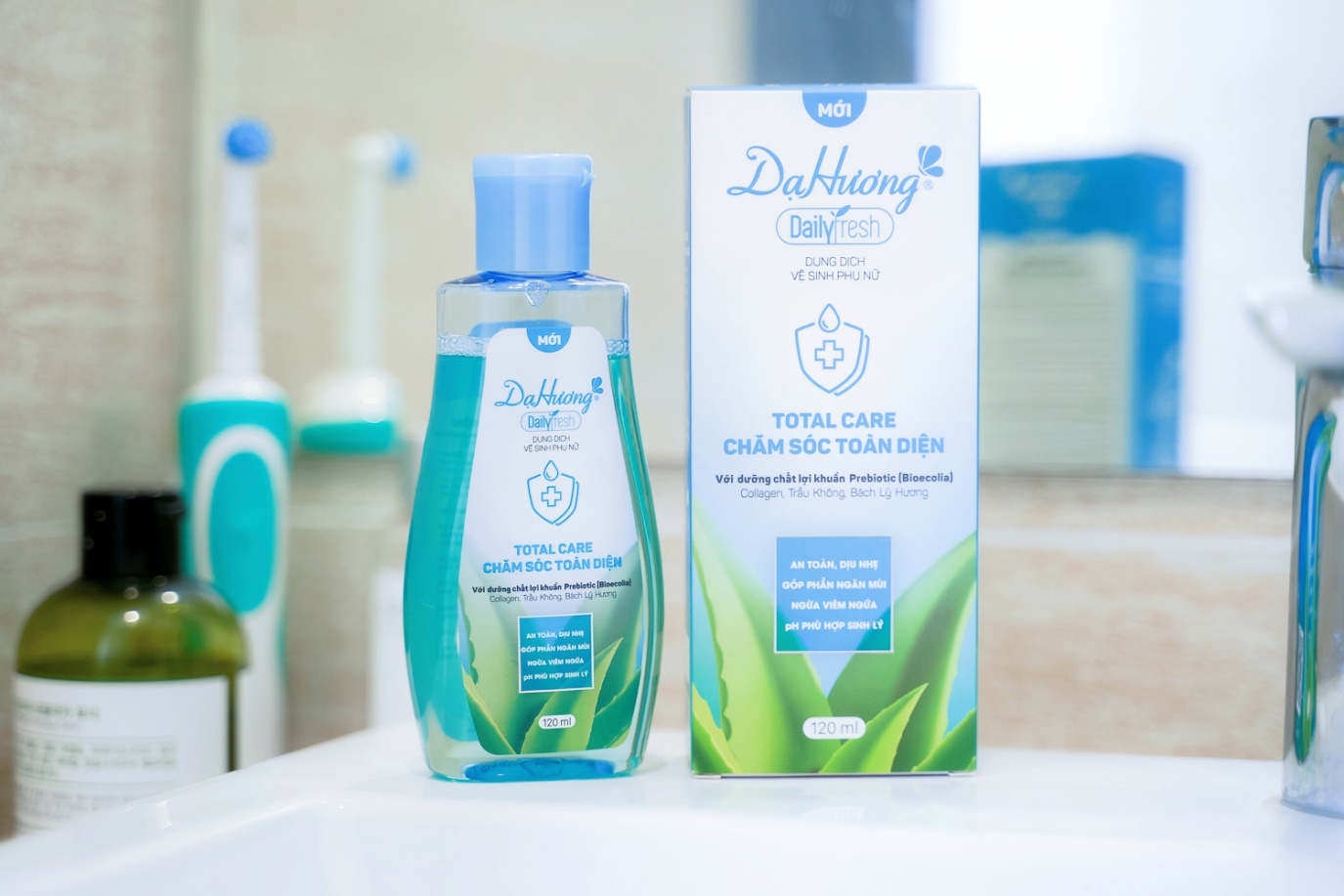 Review phiên bản mới toanh của dung dịch vệ sinh Dạ Hương: “Lột xác” từ thiết kế tới bảng thành phần siêu xịn!- Ảnh 4.