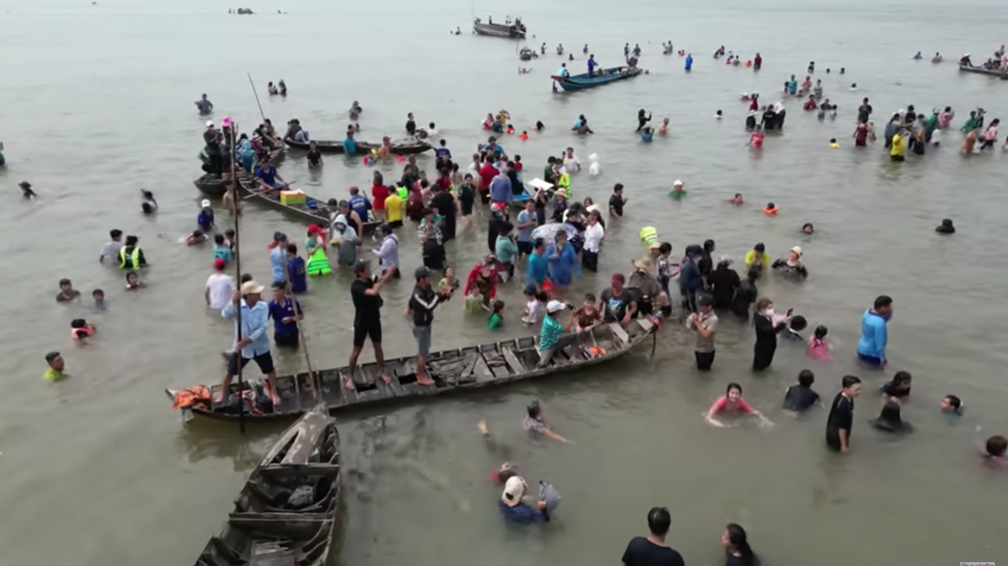 Hiện tượng "nổi cồn" ở miền Tây khiến dân tình ùn ùn kéo đến xem nhưng nhiều người lại lo sợ vì 1 lý do- Ảnh 5.