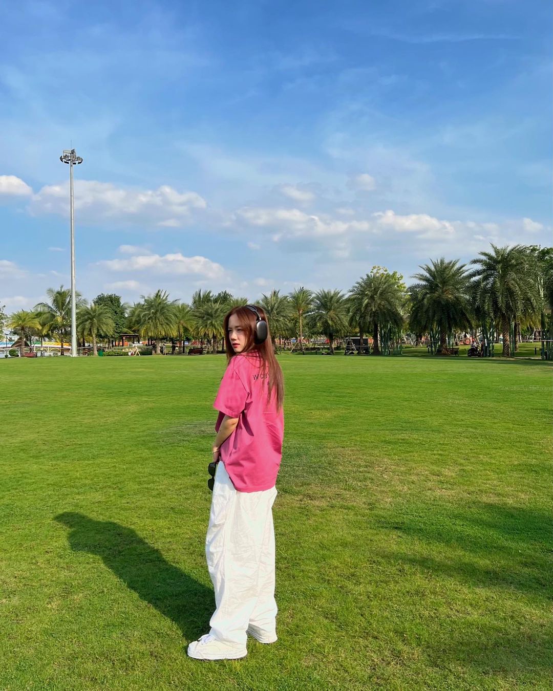 "Vợ quốc dân" Phương Ly có chiêu "cơi nới" chiều cao từ 1m55 thành 1m65 chỉ với 3 item cơ bản- Ảnh 7.